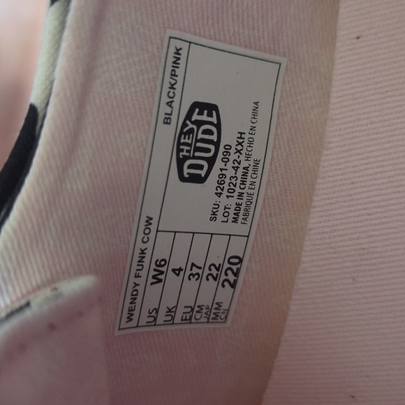 Hey Dude Wendy Funk Cow - Picture 6 of 7